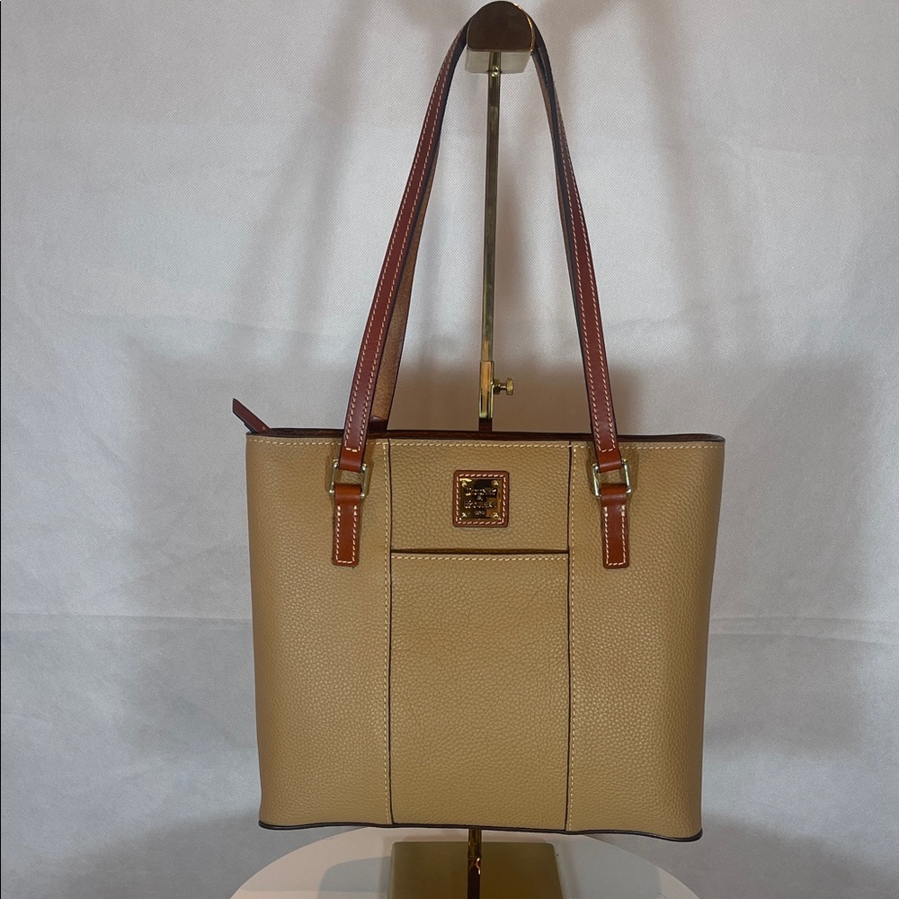 Elegant Tan Tote Bag